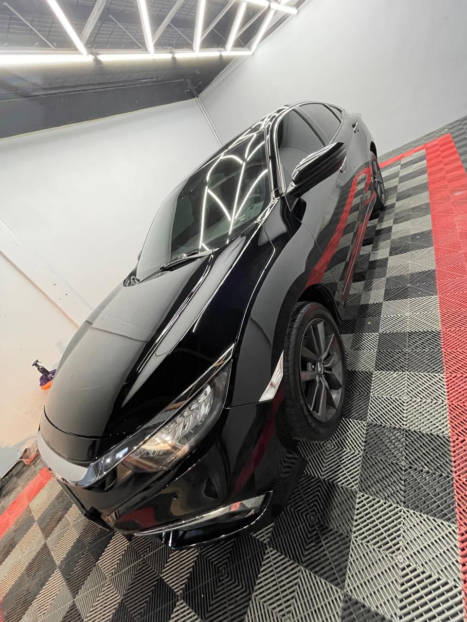 Pintura profissional em cabine controlada